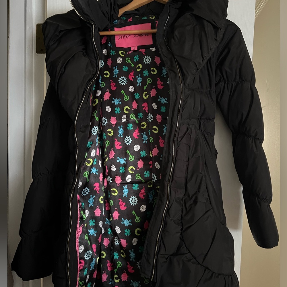 Betsy Johnson Belted Puffer Coat - Picture 3 of 3